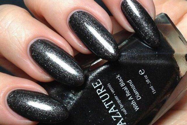 Black Cherry Nails Will Never Not Look Expensive | Glamour