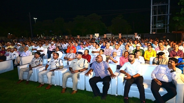 କମିଶନରରେଟ ପୋଲିସ ଦ୍ୱାରା ମୈତ୍ରୀ ବିହାର ଥାନା ପରିସରରେ ବରିଷ୍ଠ ନାଗରିକଙ୍କ ପାଇଁ ଆୟୋଜିତ ହୋଇଥିଲା “ବିଶ୍ୱାସ ଏକ ସମ୍ପର୍କର ସେତୁ “ କମିଶନରରେଟ ପୋଲିସ ଦ୍ୱାରା ମୈତ୍ରୀ ବିହାର ଥାନା ପରିସରରେ ବରିଷ୍ଠ ନାଗରିକଙ୍କ ପାଇଁ ଆୟୋଜିତ ହୋଇଥିଲା “ବିଶ୍ୱାସ ଏକ ସମ୍ପର୍କର ସେତୁ “