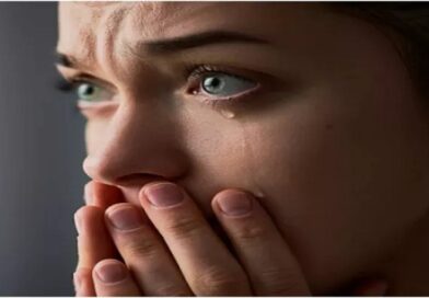 କାନ୍ଦିବା ମଧ୍ୟ ହୋଇଥାଏ ସ୍ବାସ୍ଥ୍ୟପକ୍ଷେ ଉପକାରୀ ! ପଢନ୍ତୁ ଏହି ୫ଟି ଫାଇଦା