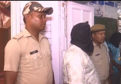 ବେଆଇନ ଅସ୍ତ୍ରଶସ୍ତ୍ର କାରବାରର ପର୍ଦ୍ଦାଫାଶ, ୫ଟି ପିସ୍ତଲ ସହ ୫ ଅଭିଯୁକ୍ତ ଗିରଫ