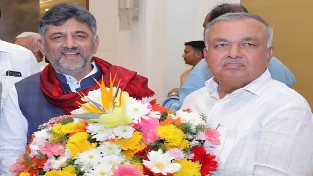 କର୍ଣ୍ଣାଟକ ମୁଖ୍ୟମନ୍ତ୍ରୀ ଡିକେ ଶିବକୁମାର ରଖିଲେନି ପ୍ରତିଶ୍ରୁତି, ମନ୍ତ୍ରୀ ରାମଲିଙ୍ଗା ରେଡ୍ଡୀ ଦେଲେ ଇସ୍ତଫା