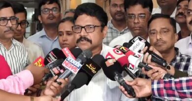 ସ୍ବାସ୍ଥ୍ୟମନ୍ତ୍ରୀଙ୍କ ସହ ଓମ୍ସାର ଆଲୋଚନା ପରେ ଡାକ୍ତର ଆନ୍ଦୋଳନ ସ୍ଥଗିତ, ଆଜିଠୁ କାର୍ଯ୍ୟରେ ଯୋଗ ଦେବେ ସ୍ବାସ୍ଥ୍ୟମନ୍ତ୍ରୀଙ୍କ ସହ ଓମ୍ସାର ଆଲୋଚନା ପରେ ଡାକ୍ତର ଆନ୍ଦୋଳନ ସ୍ଥଗିତ, ଆଜିଠୁ କାର୍ଯ୍ୟରେ ଯୋଗ ଦେବେ