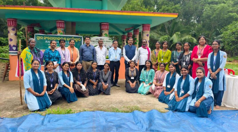 ଗ୍ରାମୀଣ ଜୀବନ ଓ କୃଷି ସମସ୍ୟାର ସମାଧାନ ନେଇ ସୋଆ ଛାତ୍ରଛାତ୍ରୀଙ୍କ ଅଭିନବ ପ୍ରୟାସ; ଗ୍ରାମୀଣ କୃଷି କାର୍ଯ୍ୟାନୁଭୂତି (ରାୱେ) ଅଧୀନରେ ଗ୍ରାମ ସଂଯୋଗୀକରଣ କାର୍ଯ୍ୟକ୍ରମ-୨୦୨୬ ସଂପନ୍ନ ଗ୍ରାମୀଣ ଜୀବନ ଓ କୃଷି ସମସ୍ୟାର ସମାଧାନ ନେଇ ସୋଆ ଛାତ୍ରଛାତ୍ରୀଙ୍କ ଅଭିନବ ପ୍ରୟାସ; ଗ୍ରାମୀଣ କୃଷି କାର୍ଯ୍ୟାନୁଭୂତି (ରାୱେ) ଅଧୀନରେ ଗ୍ରାମ ସଂଯୋଗୀକରଣ କାର୍ଯ୍ୟକ୍ରମ-୨୦୨୬ ସଂପନ୍ନ