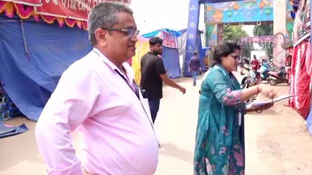 ପୂଜା ବଜାରରେ ବିଭିନ୍ନ ଖାଦ୍ୟ ଷ୍ଟଲରେ ଫୁଡ୍ ସେଫଟି ଟିମ୍ ପକ୍ଷରୁ ରେଡ୍